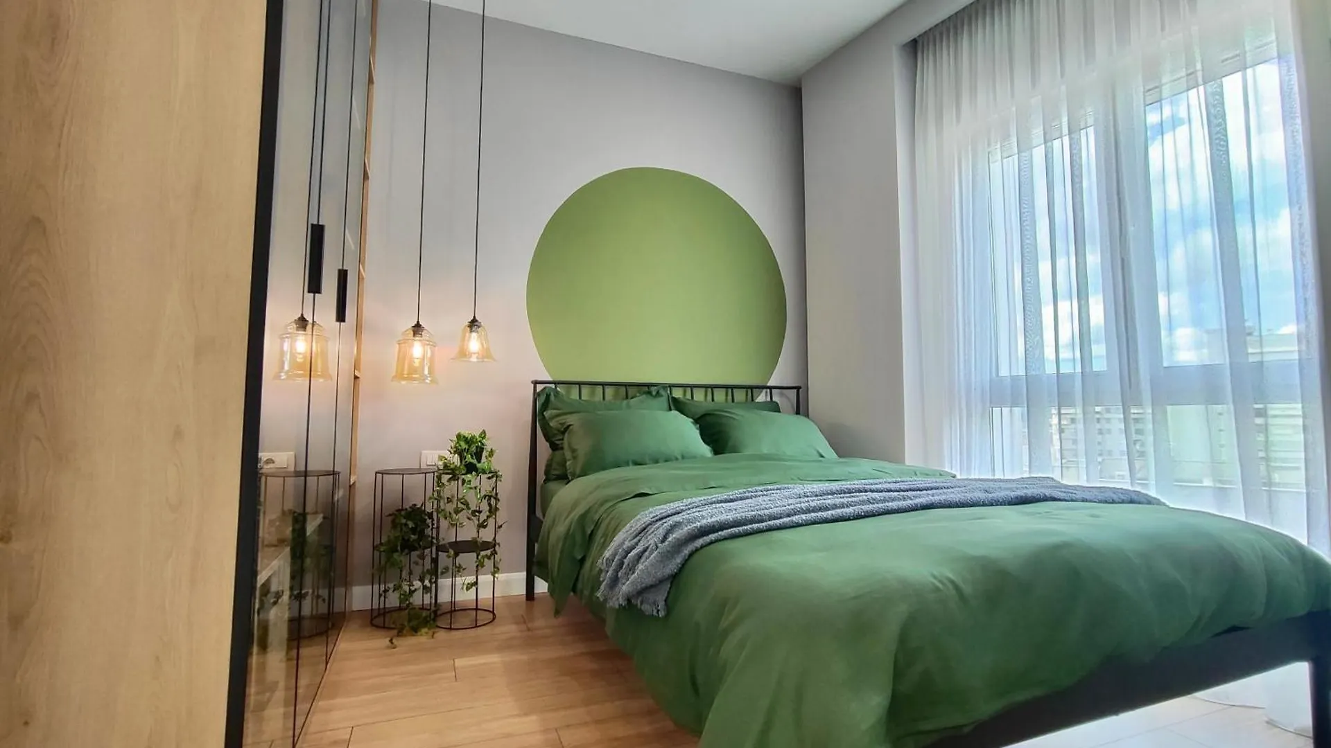 Tirana Premium Apartment With Parking